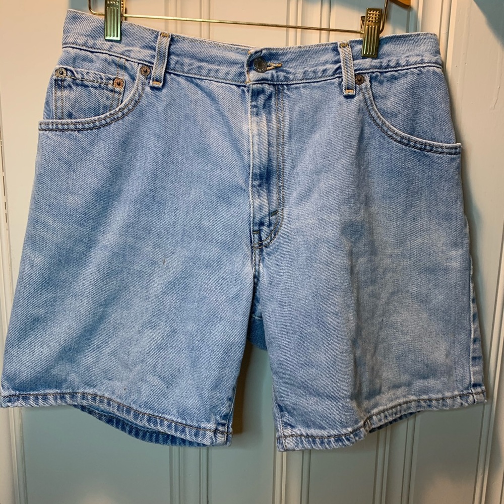 Levi’s mom denim jean shorts vintage high-waist 12